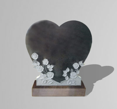 Памятник «Сердце/розы внизу»